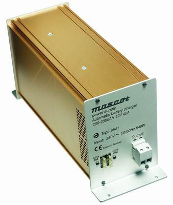 9541-12 Mascot 12V 40A 2 stage SLA Charger